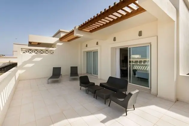Junior Süit, Balkon, Bahçe Manzaralı