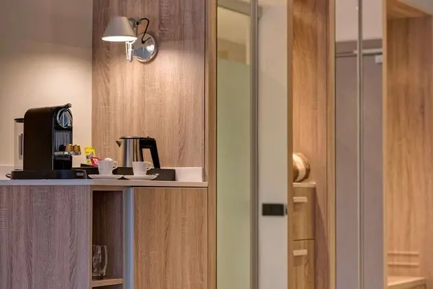 Premium Oda, Balkon, Havuz Manzaralı