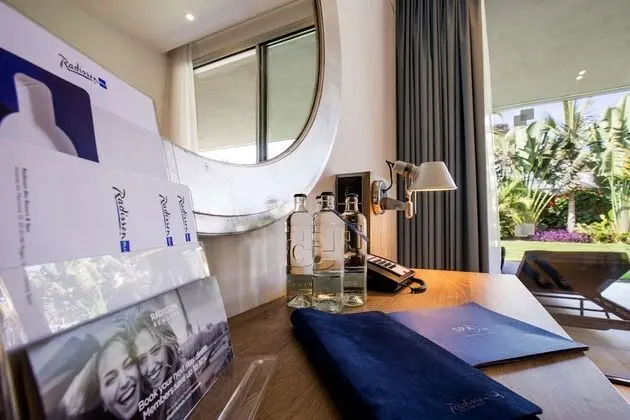 Süit, 2 Yatak Odası, Balkon, Havuz Manzaralı