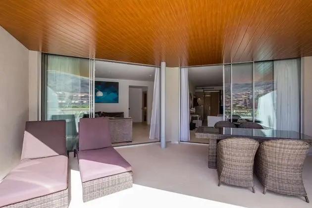 Süit, 2 Yatak Odası, Balkon, Havuz Manzaralı