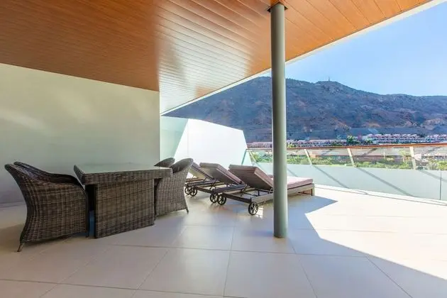 Süit, 3 Yatak Odası, Balkon, Havuz Manzaralı