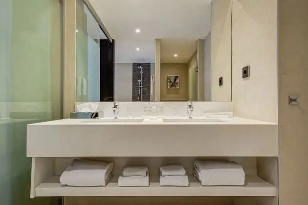 Süit, 3 Yatak Odası, Balkon, Havuz Manzaralı