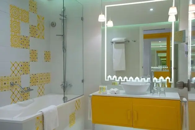 Süit, Balkon, Deniz Manzaralı