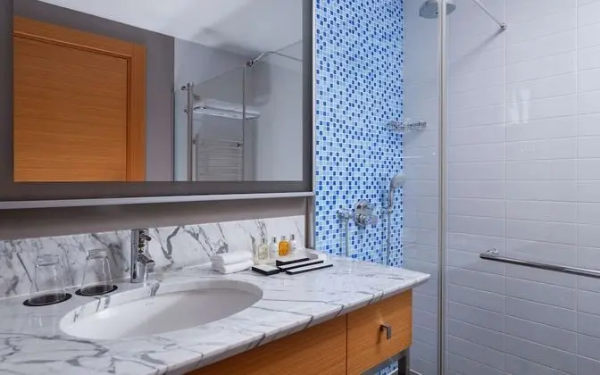 Junior Süit, Dağ Manzaralı