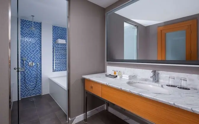 Junior Süit, Dağ Manzaralı