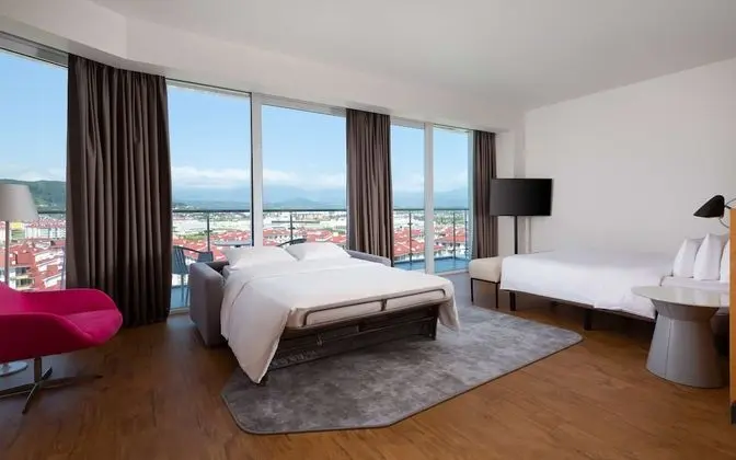 Junior Süit, Deniz Manzaralı