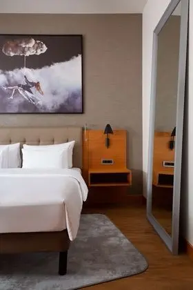 Oda, Dağ Manzaralı (Collection)