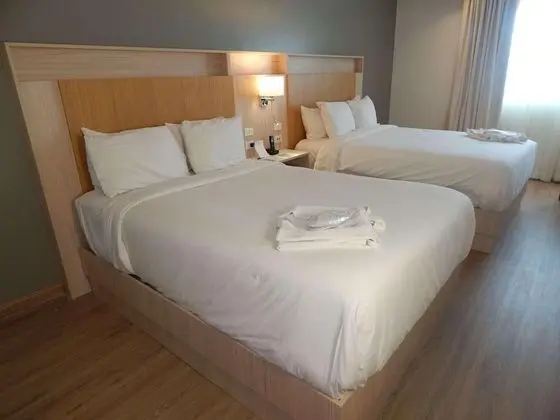 Oda, 2 Çift Kişilik Yatak, Sigara İçilmez