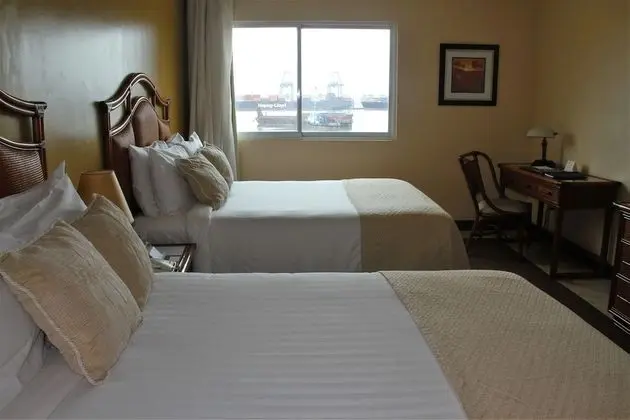 Oda, 2 Çift Kişilik Yatak, Sigara İçilmez