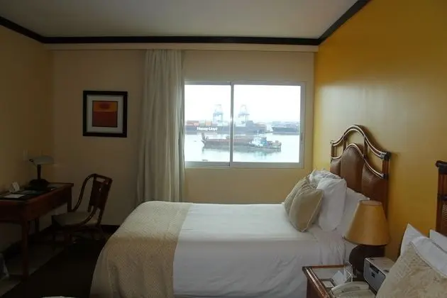 Oda, 2 Çift Kişilik Yatak, Sigara İçilmez