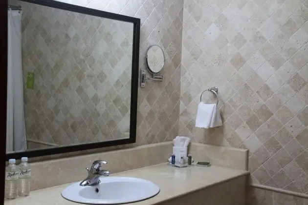 Oda, 2 Çift Kişilik Yatak, Sigara İçilmez