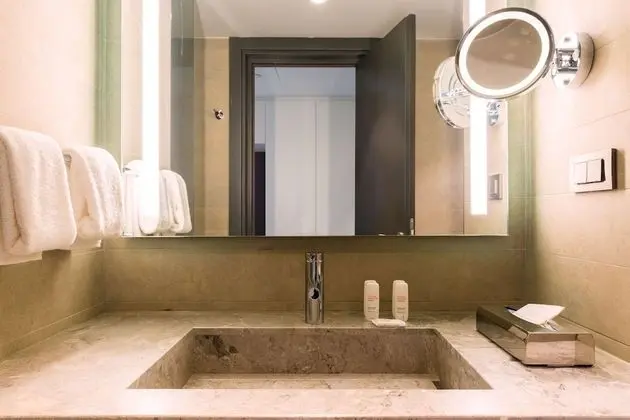 Standard Oda, Havuz Manzaralı