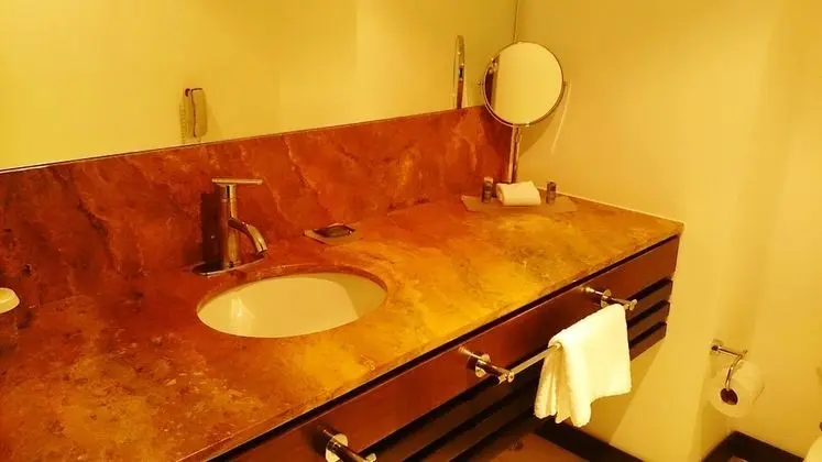 Deluxe Oda, 1 En Büyük (King) Boy Yatak, Deniz Manzaralı