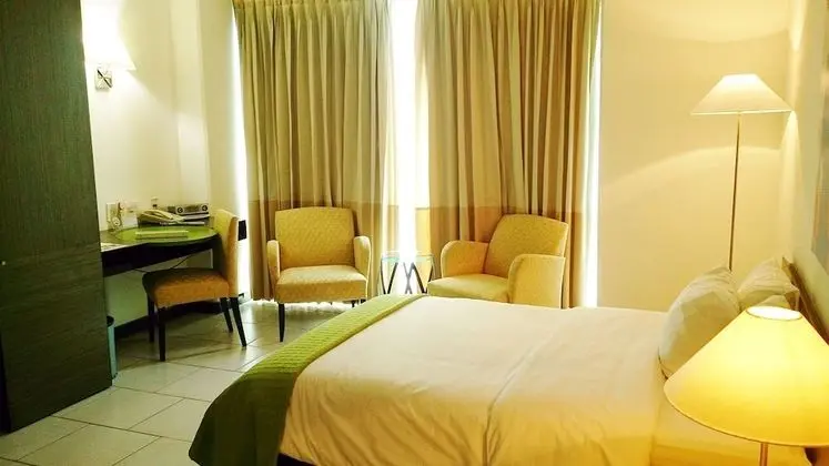 Deluxe Tek Büyük Yataklı Oda, 2 Çift Kişilik Yatak, Deniz Manzaralı