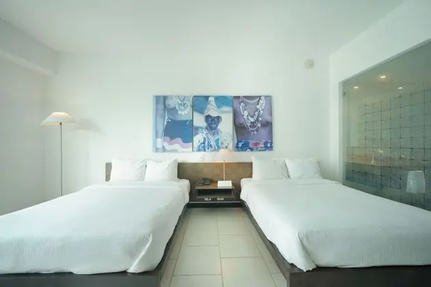 Deluxe Tek Büyük Yataklı Oda, 2 Çift Kişilik Yatak, Deniz Manzaralı