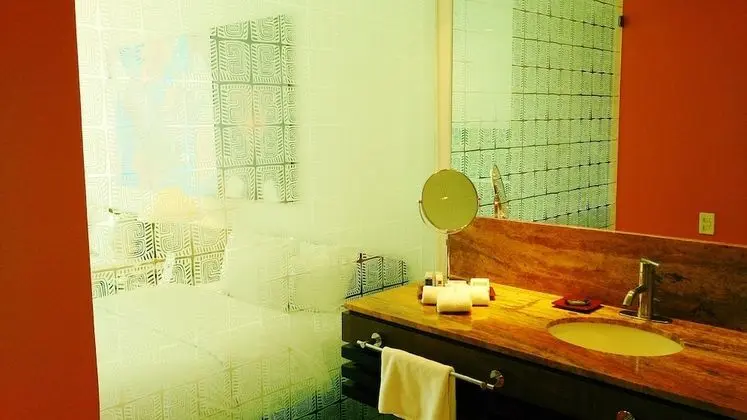 Deluxe Tek Büyük Yataklı Oda, 2 Çift Kişilik Yatak, Deniz Manzaralı