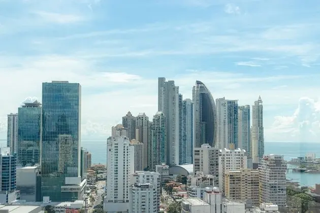 Junior Süit, 1 En Büyük (King) Boy Yatak, Okyanus Manzaralı