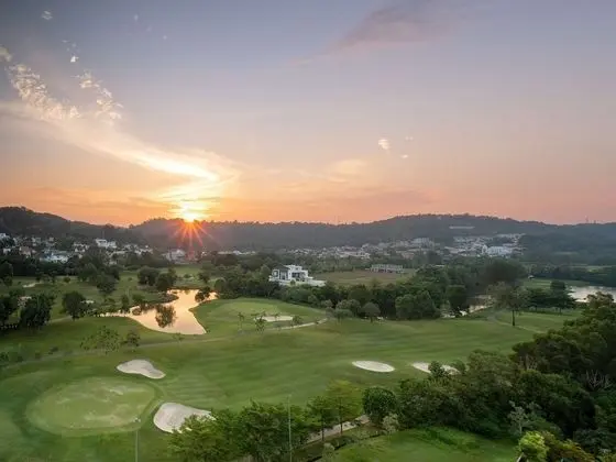 Deluxe Oda, Balkon, Havuz Manzaralı (Golf View)