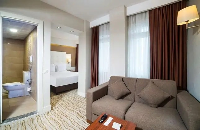 Room amenity