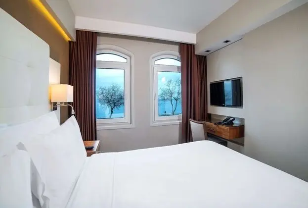 Superior Oda, Balkon, Deniz Manzaralı