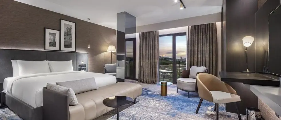 Junior Suite, Şehir veya Dağ Manzaralı