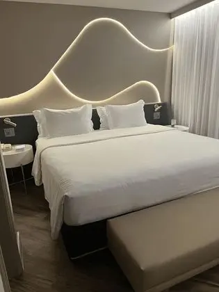 Quarto Business Class King