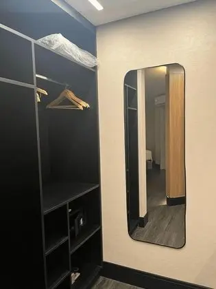 Quarto Business Class King