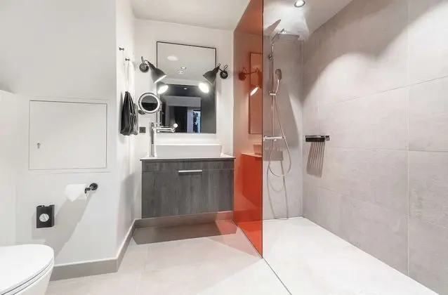 Superior Oda, Balkon, Şehir Manzaralı