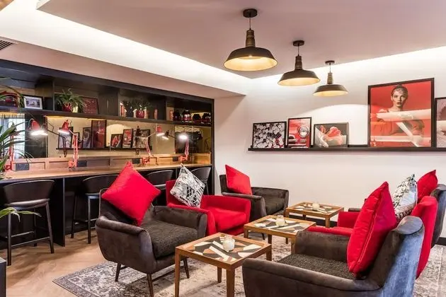 Executive Oda (Lounge Access)