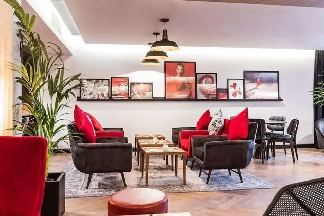 Executive Oda (Lounge Access)