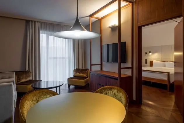 Süit, 1 Yatak Odası (River view & Spa Access)