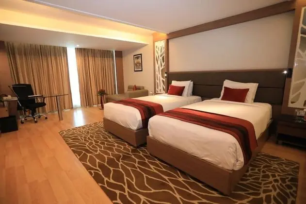 Superior Oda, Şehir Manzaralı