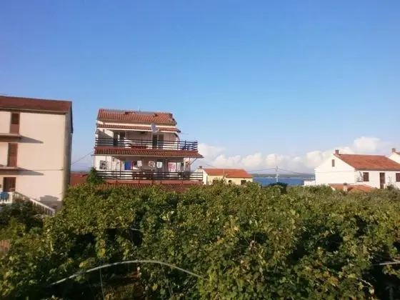 Apart Daire (Rado - close to the sea - A5 Blu Sky()