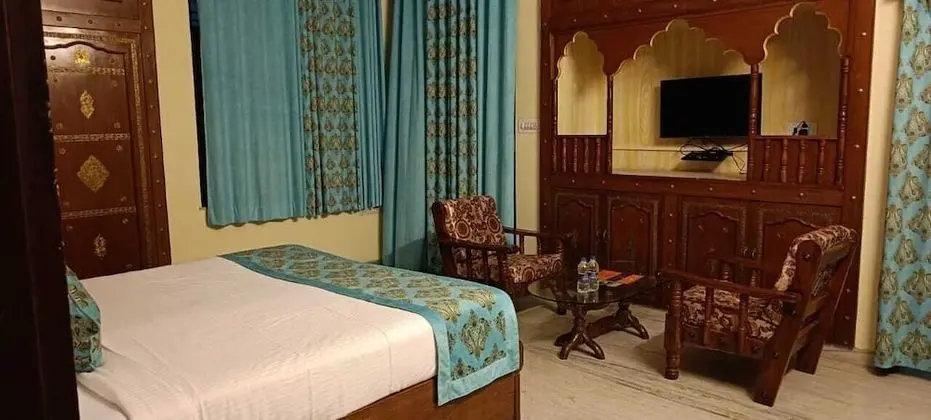 Deluxe Tek Büyük veya İki Ayrı Yataklı Oda