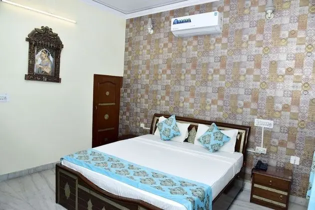 Deluxe Tek Büyük veya İki Ayrı Yataklı Oda