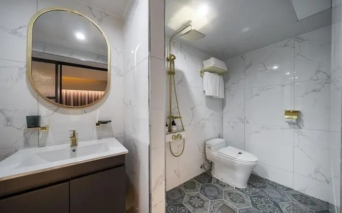 Oda (Suite Room (85-inch TV Two Person Jet)