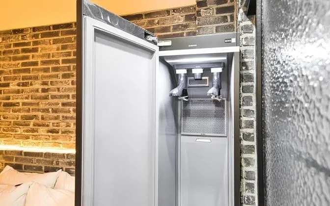 Oda (VIP-2PC (75" TV Netflix/Disney e)