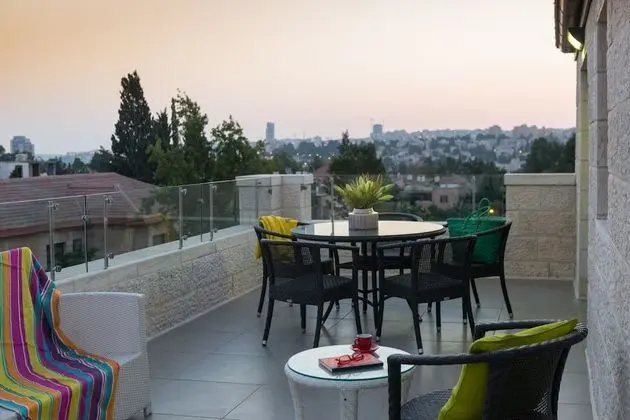 Çatı Katı Süiti (Penthouse), Teras