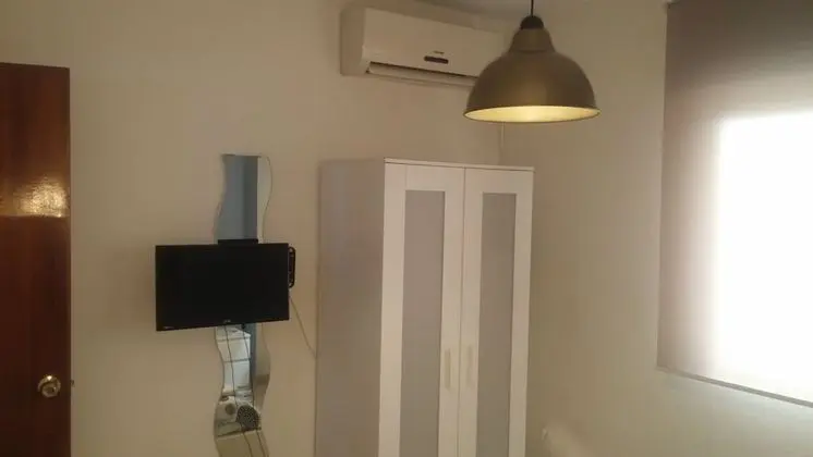 Basic Tek Kişilik Oda, Ortak Banyo (B)