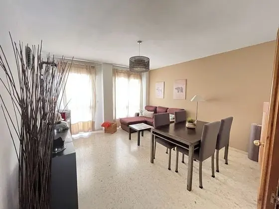 Basic Tek Kişilik Oda, Ortak Banyo (B)