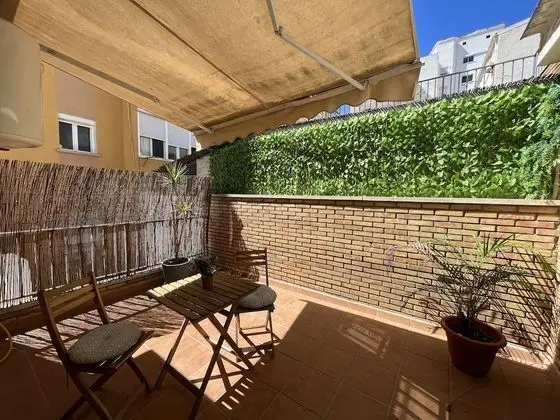 Basic Tek Kişilik Oda, Ortak Banyo (B)