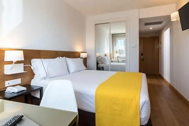 Tek Büyük Yataklı Oda (extra bed)