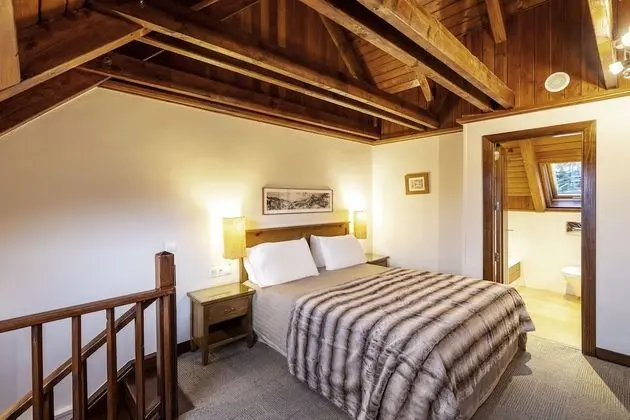 Family Oda (Occitania, with View, 4 Adults)