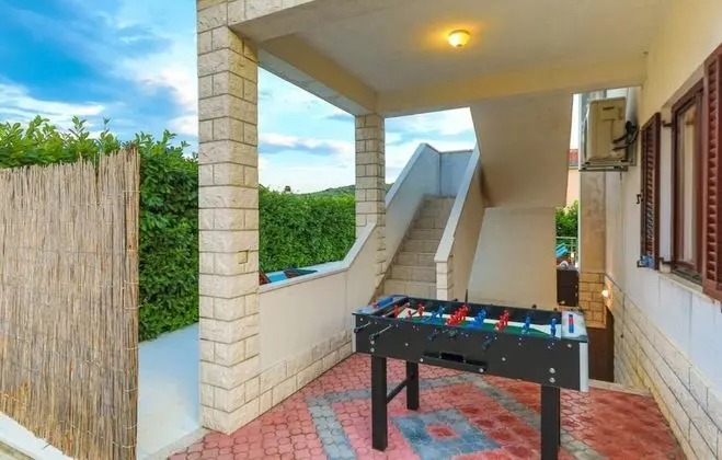 Ev (Rafaeli - with pool - H(8))