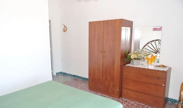 Tek Büyük Yataklı Oda