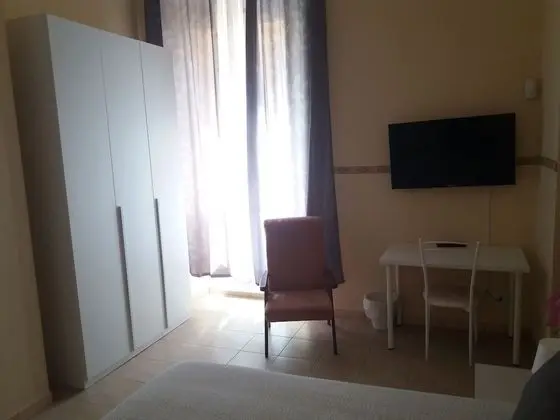 Classic Tek Büyük Yataklı Oda