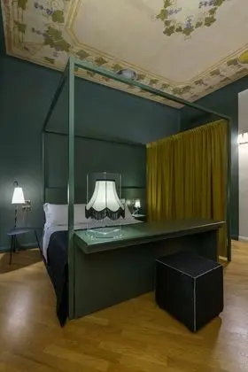 Deluxe Tek Büyük veya İki Ayrı Yataklı Oda
