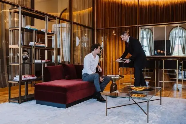 Raffles, Royal Süit, 1 En Büyük (King) Boy Yatak