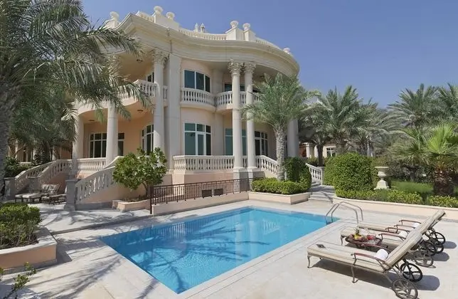 Raffles, Royal Villa, Birden Çok Yatak