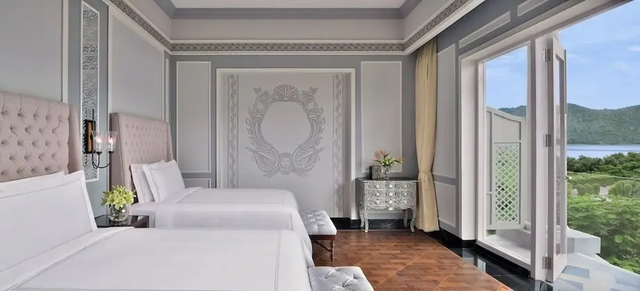Raffles, Süit, 1 Çift Kişilik Yatak